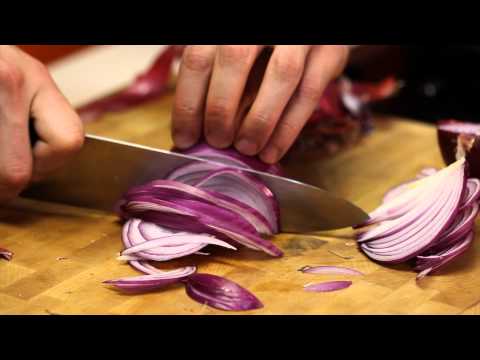 Descubre cómo hacer cebolla picada en juliana de forma fácil y rápida